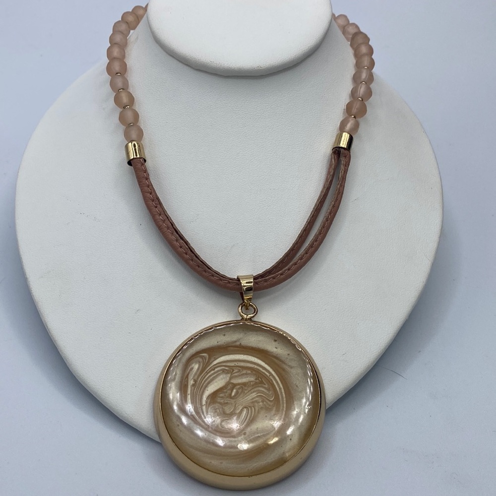 Chico’s Mixed Material Pendant Necklace